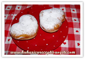 krafne za Valentinovo